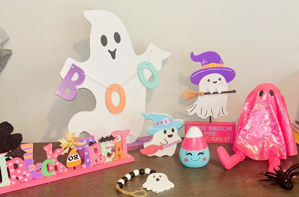 Halloween Tiered Tray Decor Set with Wooden Signs, Ghost Figurine, and Glitter G
